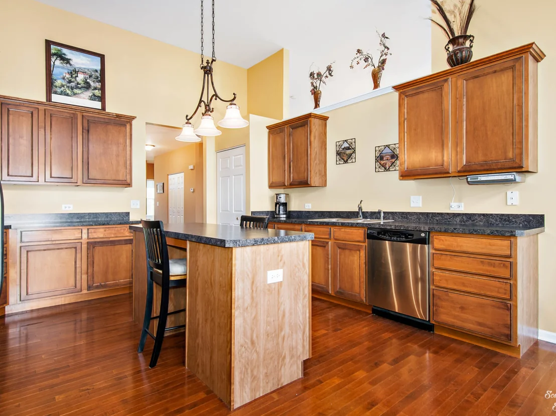 Photo of 847 Beech Drive