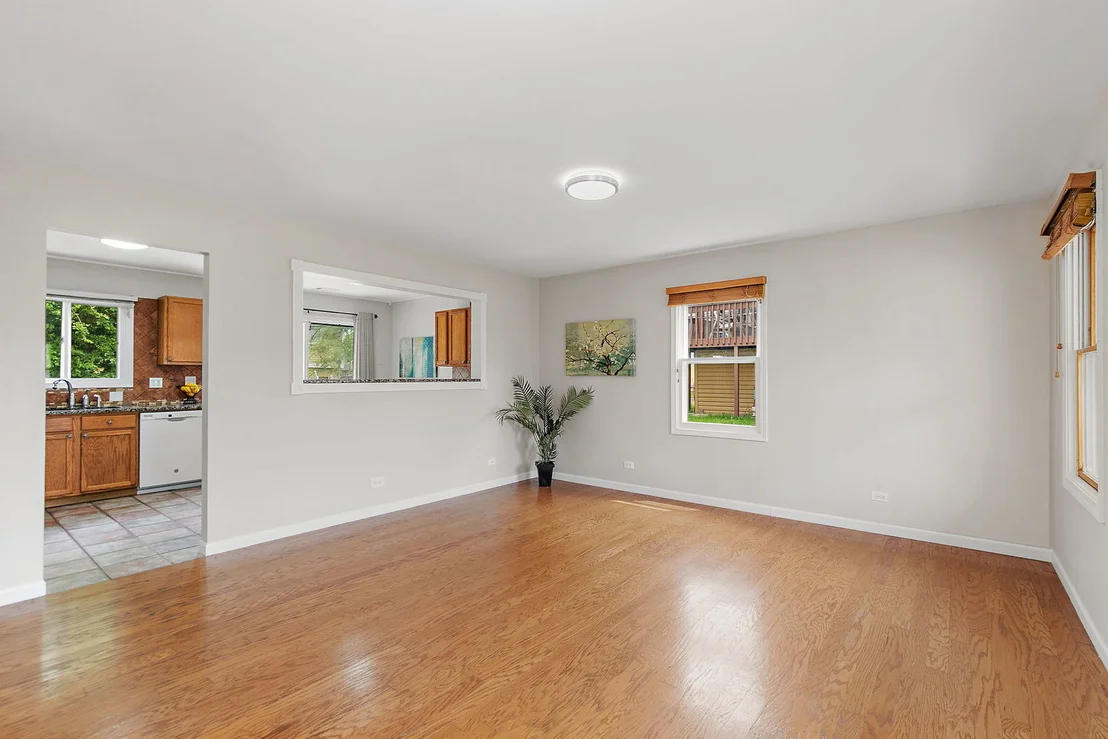 Photo of 1000 Woodside Drive