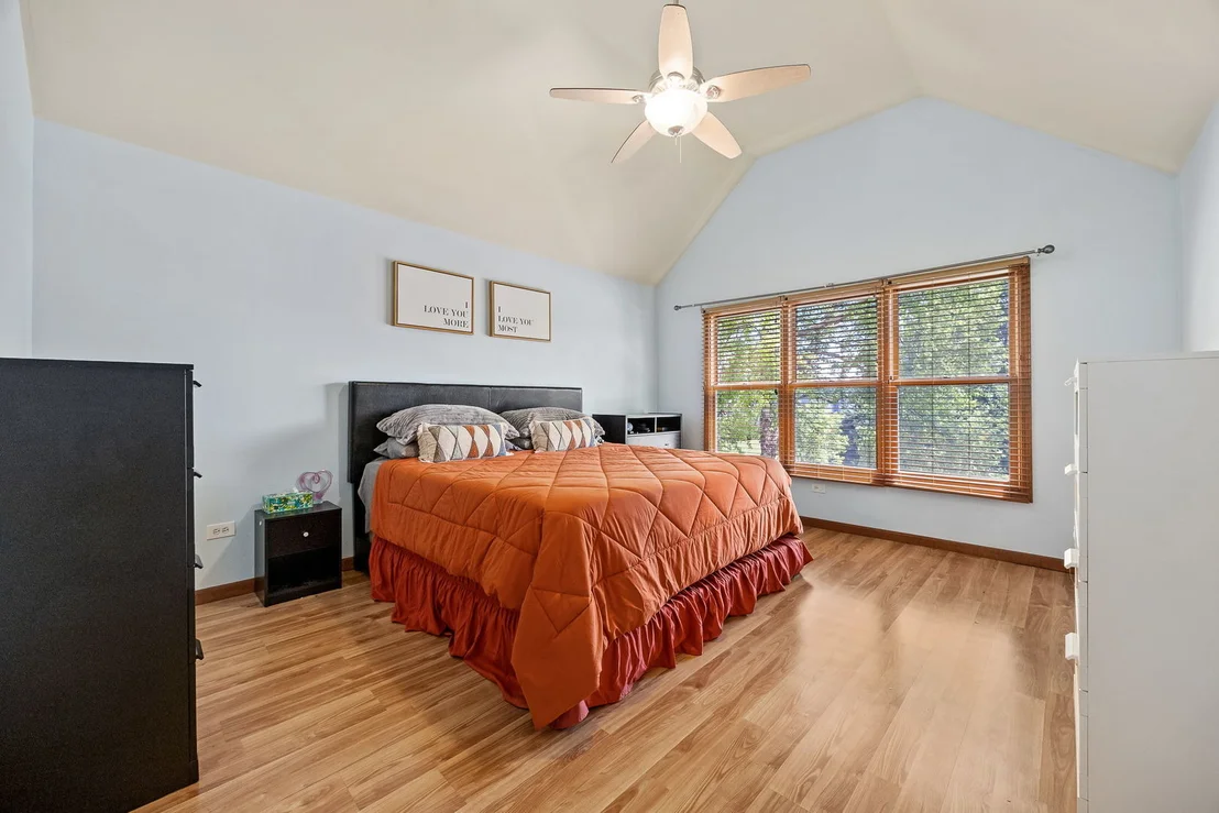 Photo of 452 Windsor Drive
