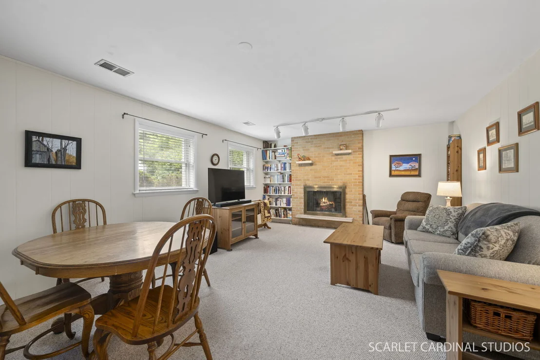 Photo of 1518 Center Avenue