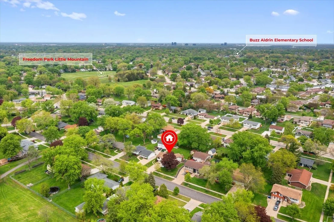 Photo of 937 Cornell Lane