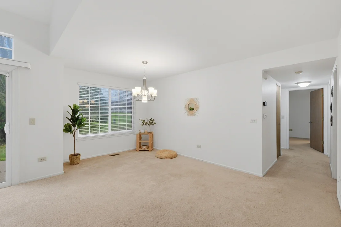 Photo of Unit 1 at 442 Cromwell Circle