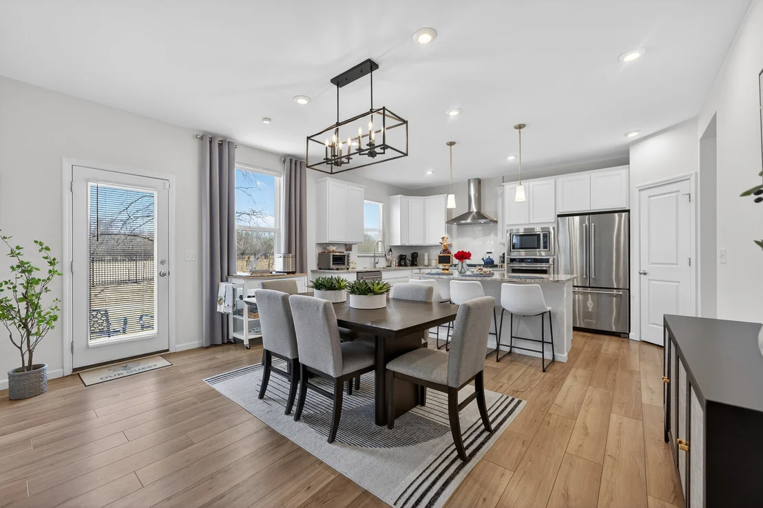 Photo of 2110 Silver Leaf Drive