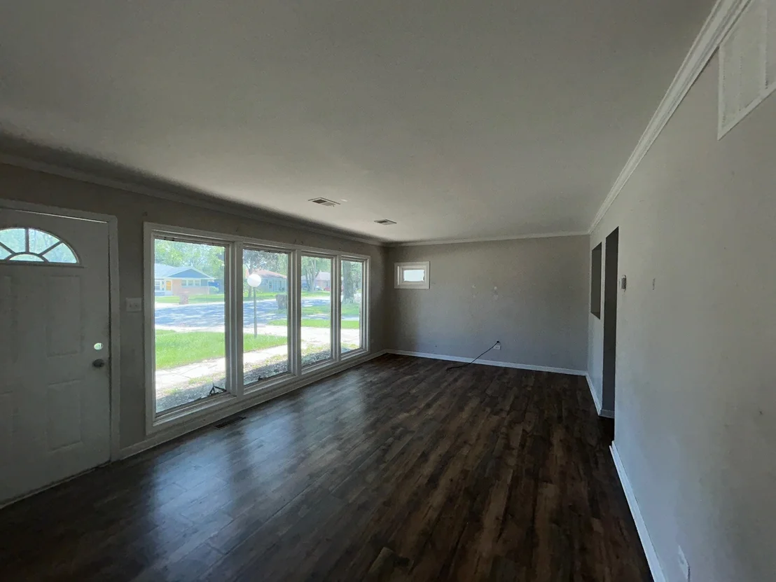 Photo of 363 Blackhawk Drive