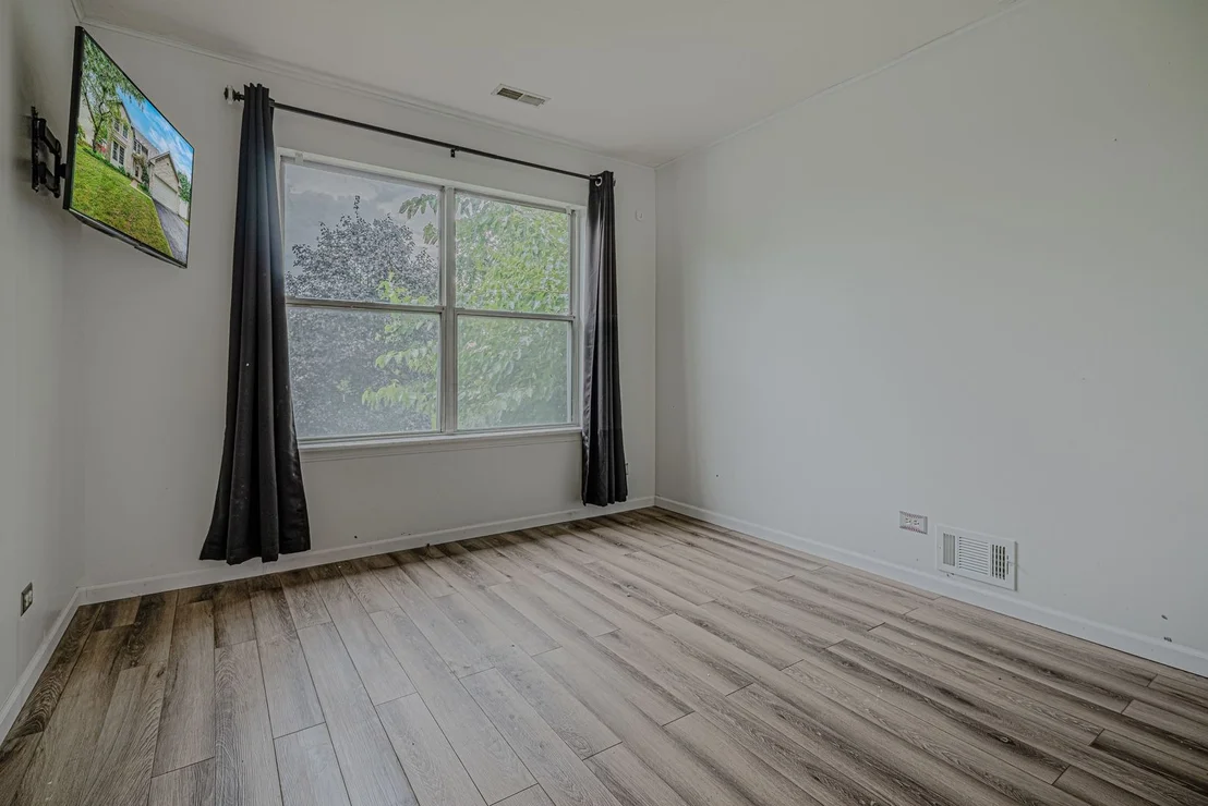 Photo of 1449 Eliot Trail