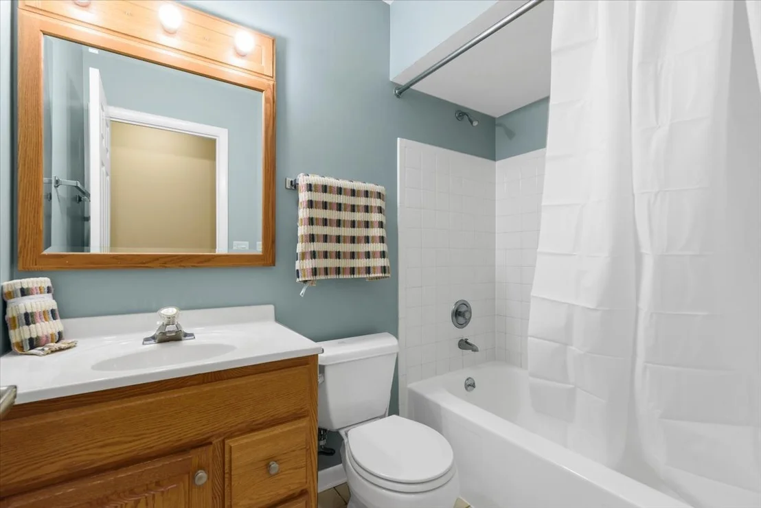 Photo of 1525 Mayfield Lane