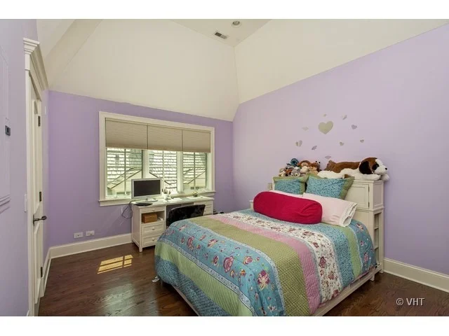 Photo of 174 Sheridan Road