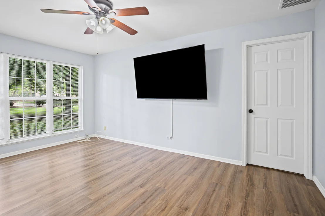 Photo of 689 Bent Ridge Lane