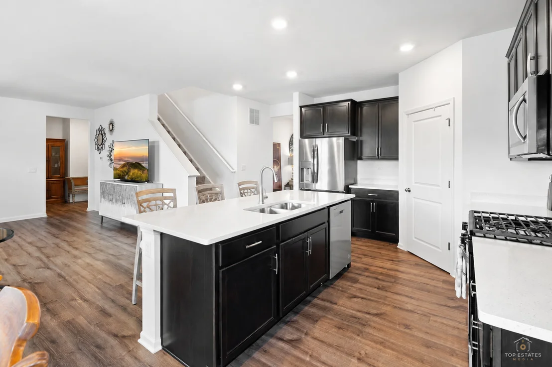 Photo of 695 Kentshire Circle