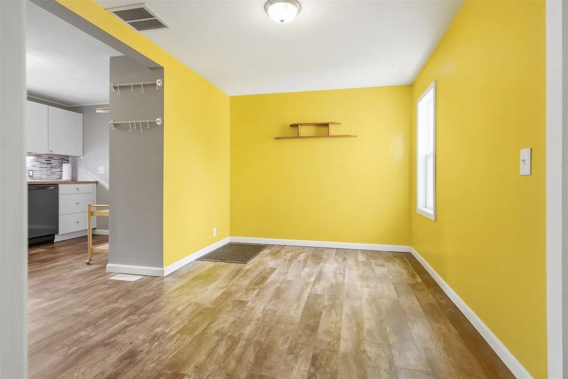 Photo of 357 W 3rd Street