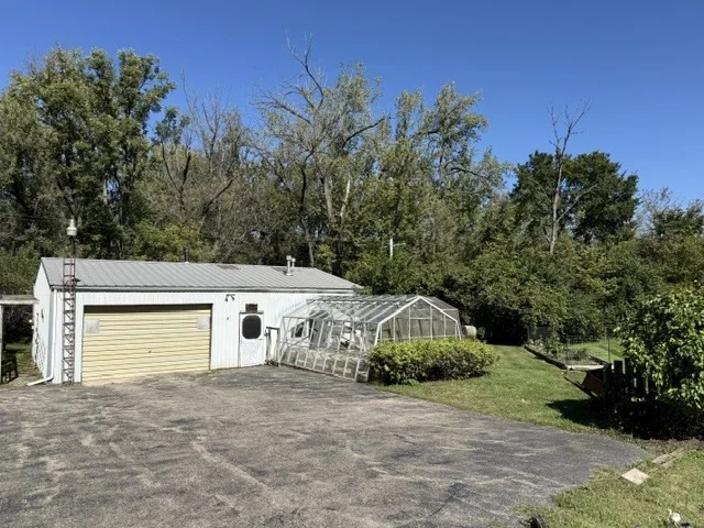 Photo of 389 N 2629th Road