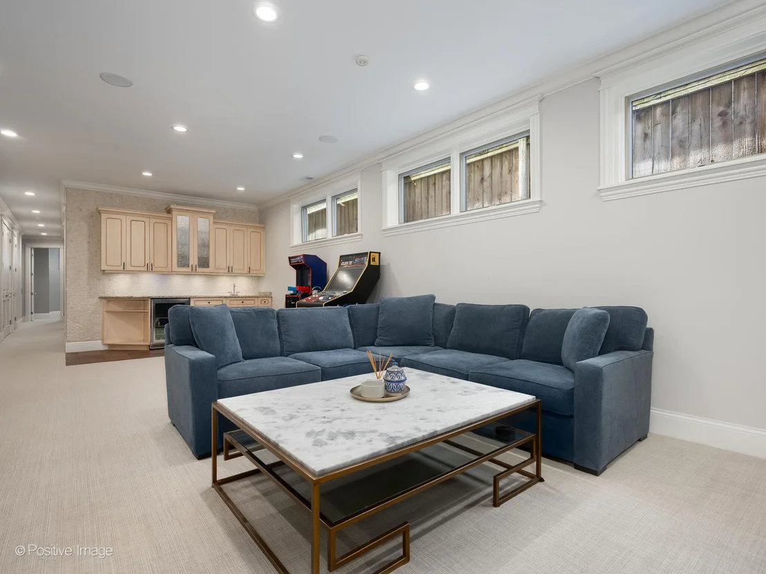 Photo of 1532 W Wolfram Street
