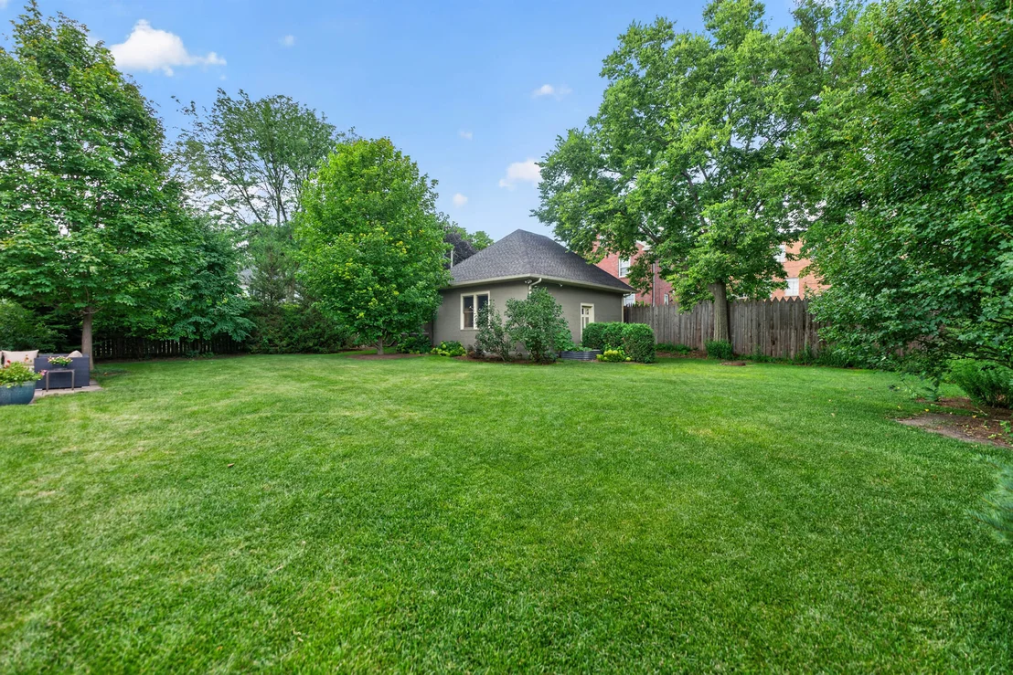 Photo of 729 W Downer Place
