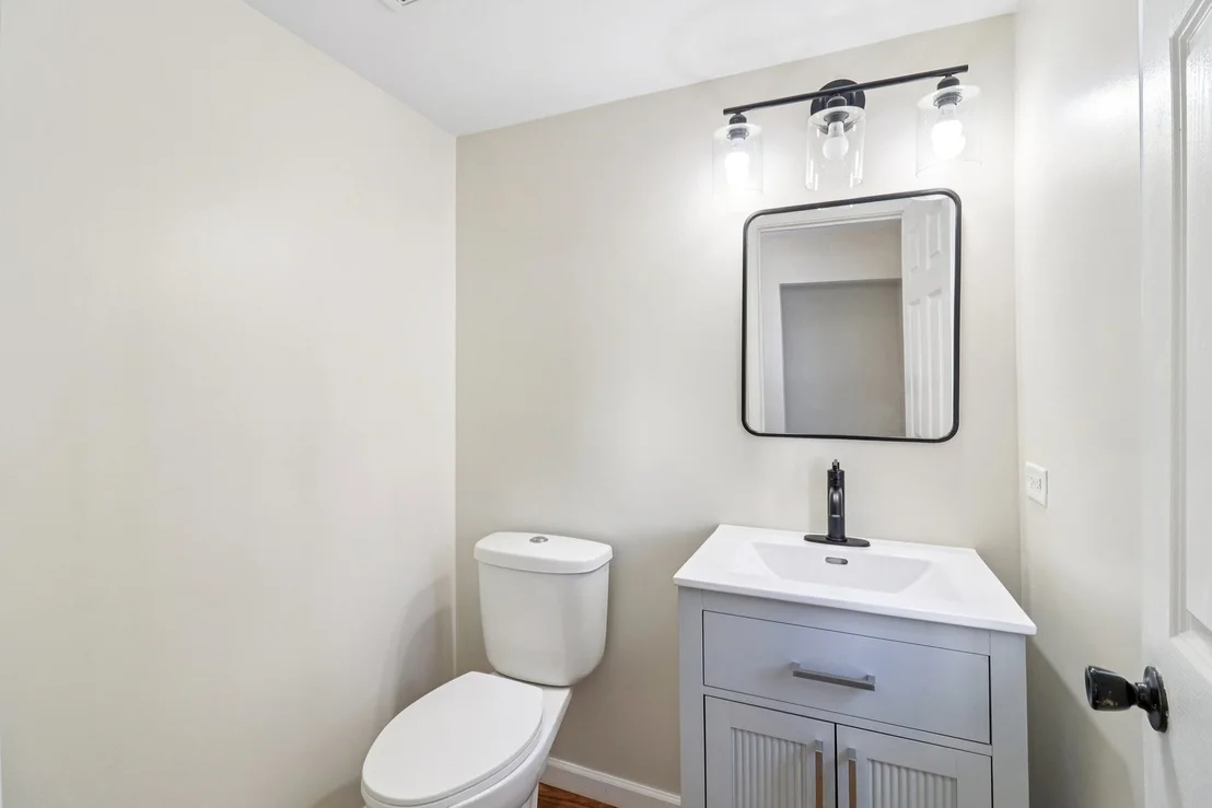 Photo of 914 Greenleaf Drive