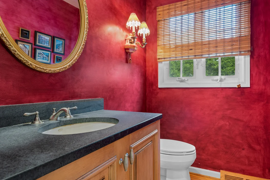 Photo of 3142 Hemlock Lane