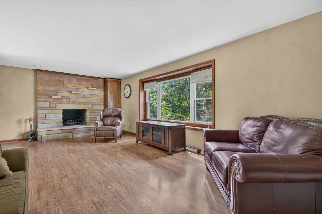 Photo of 910 N Marley Road