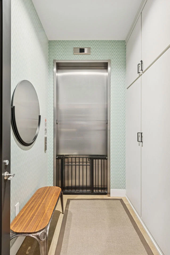 Photo of Unit 802 at 900 W Washington Boulevard