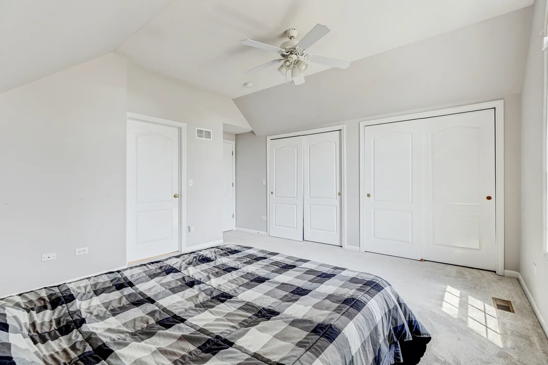 Photo of 5587 Notting Hill Road