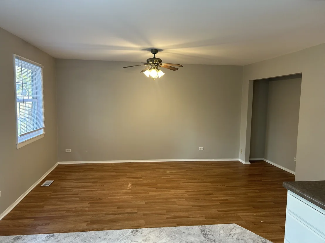 Photo of 1116 STRATFORD Lane