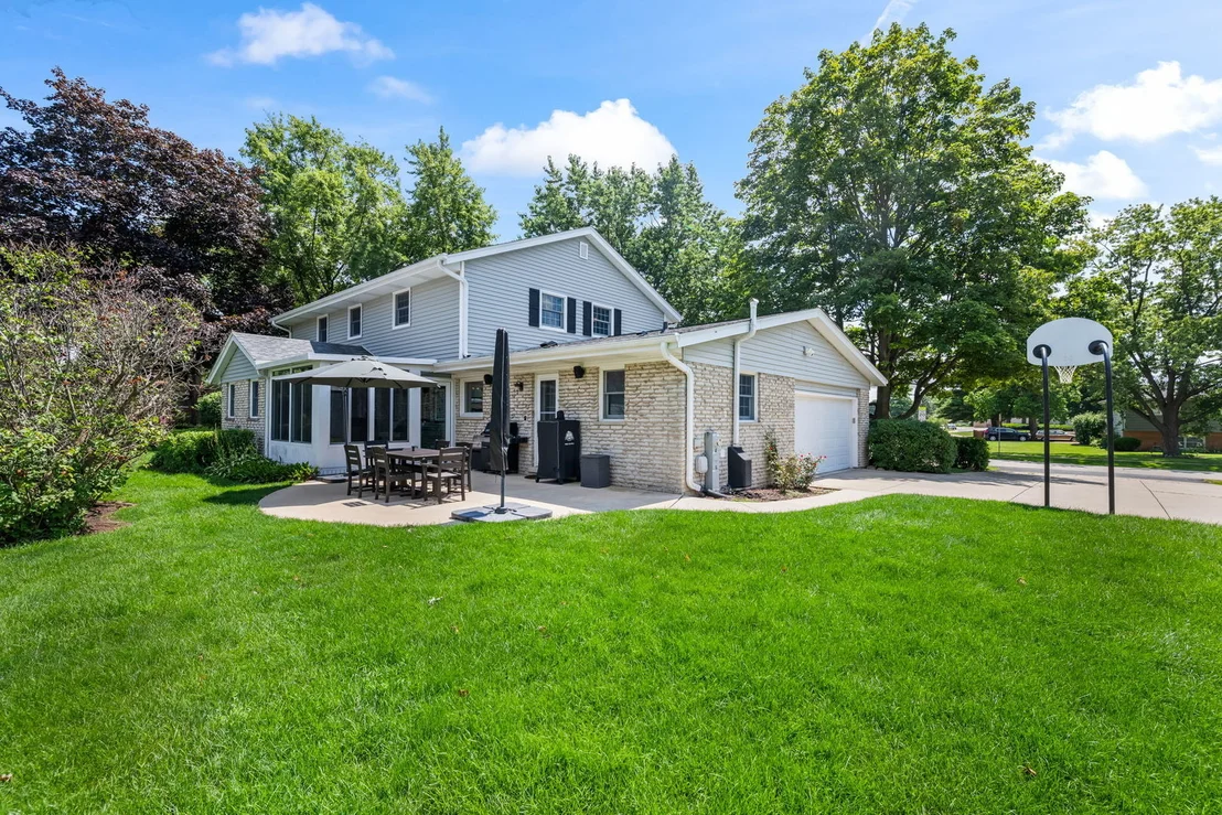 Photo of 530 PINECROFT Drive