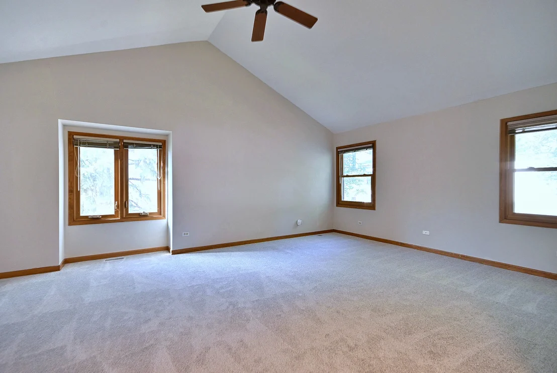 Photo of 148 Schiller Square
