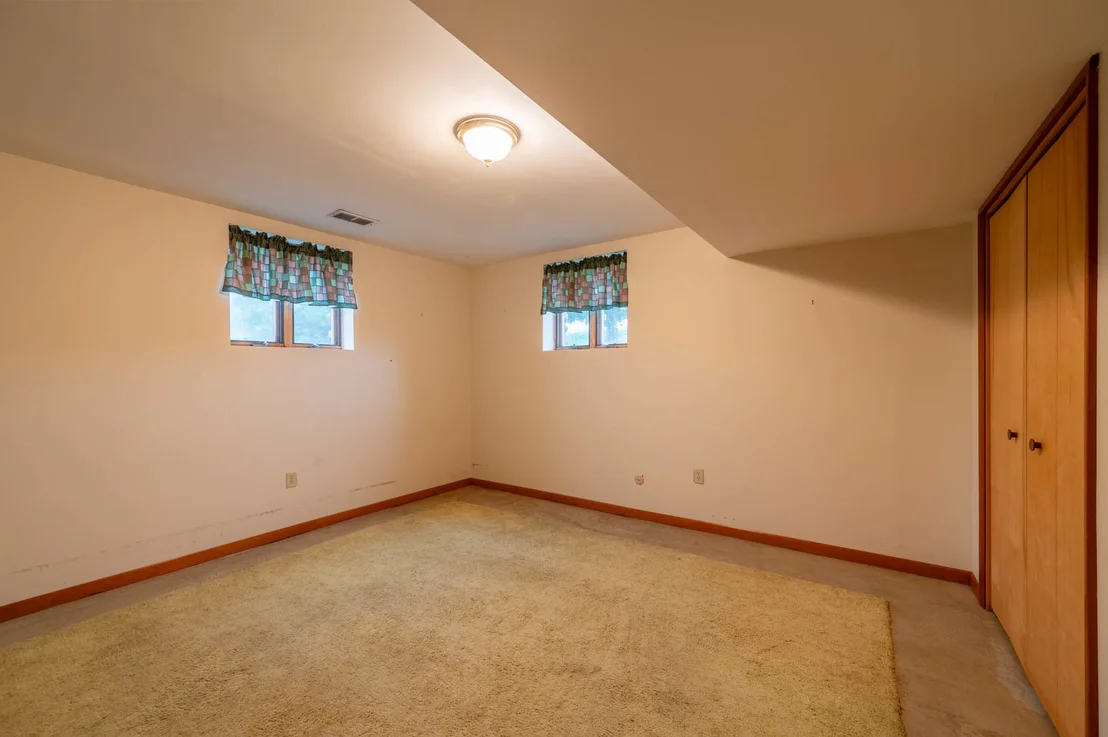 Photo of 3237 W Wilderness Road