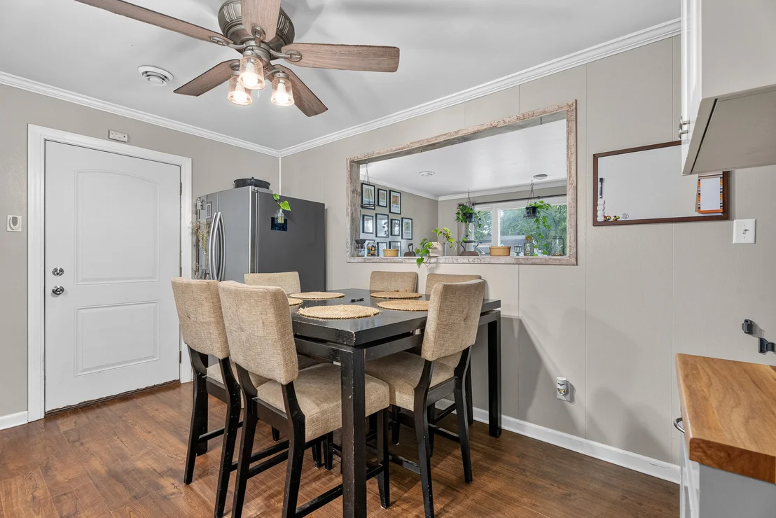 Photo of 9100 KINGS Road