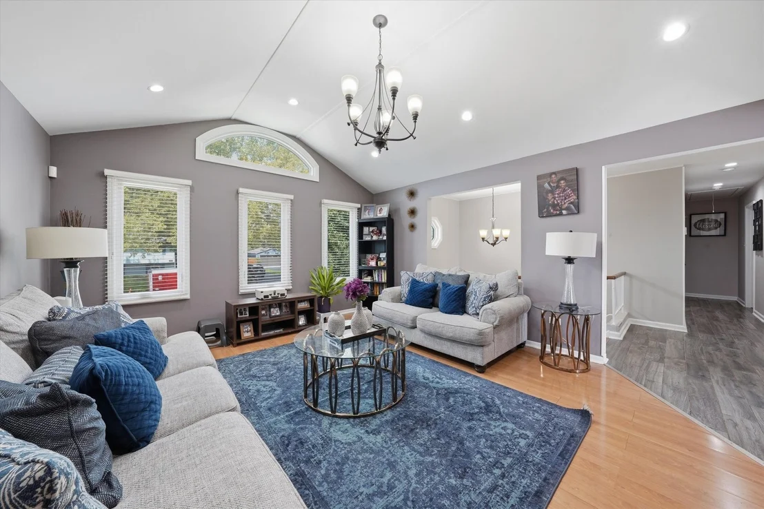 Photo of 2902 Streitz Drive