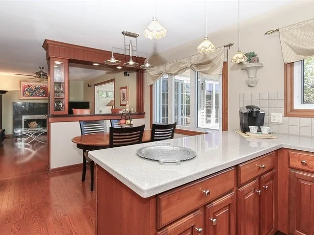 Photo of 614 Applegate Lane