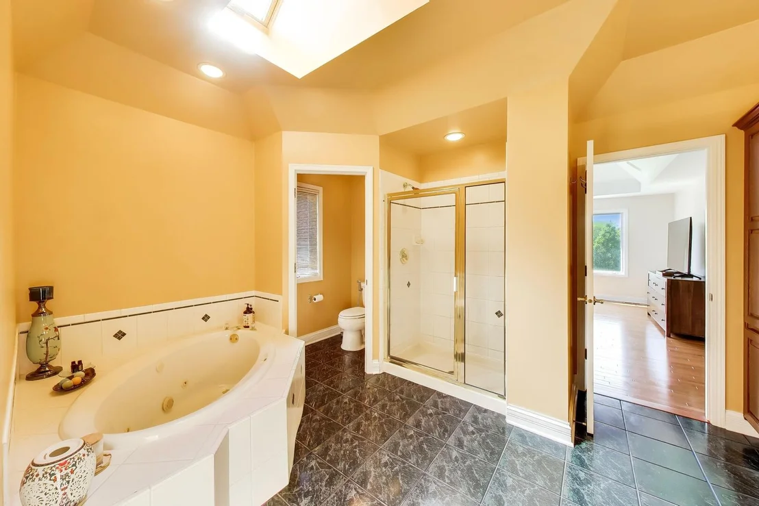 Photo of 2615 Saddlebrook Drive