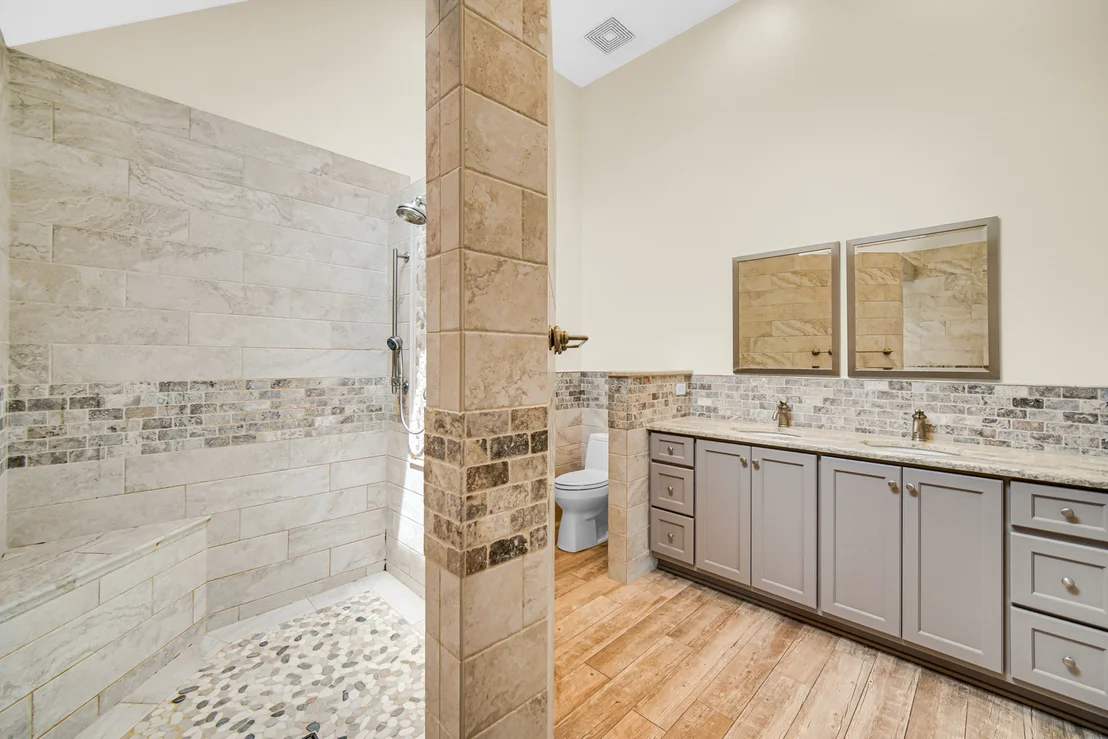 Photo of 17123 Pointe Drive