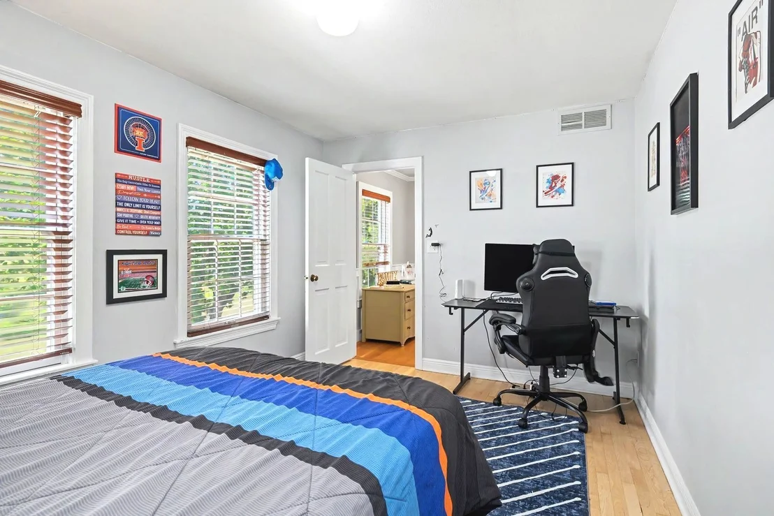 Photo of 2801 Valley Brook Drive