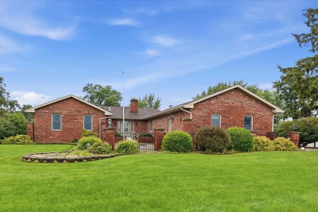 Photo of 404 Clayton Drive