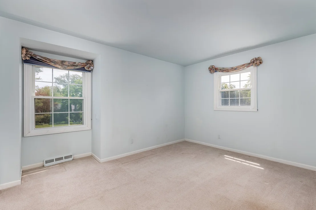 Photo of 11 Oaklane Drive