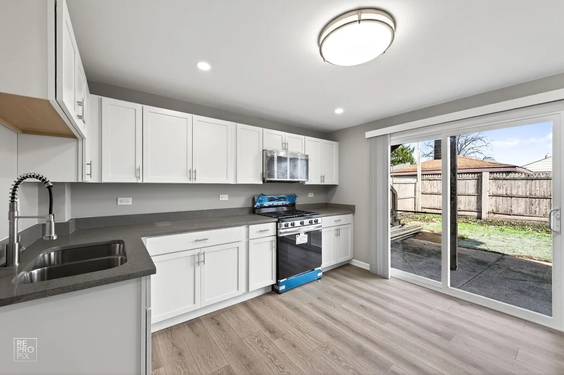 Photo of 4680 W 83rd Street