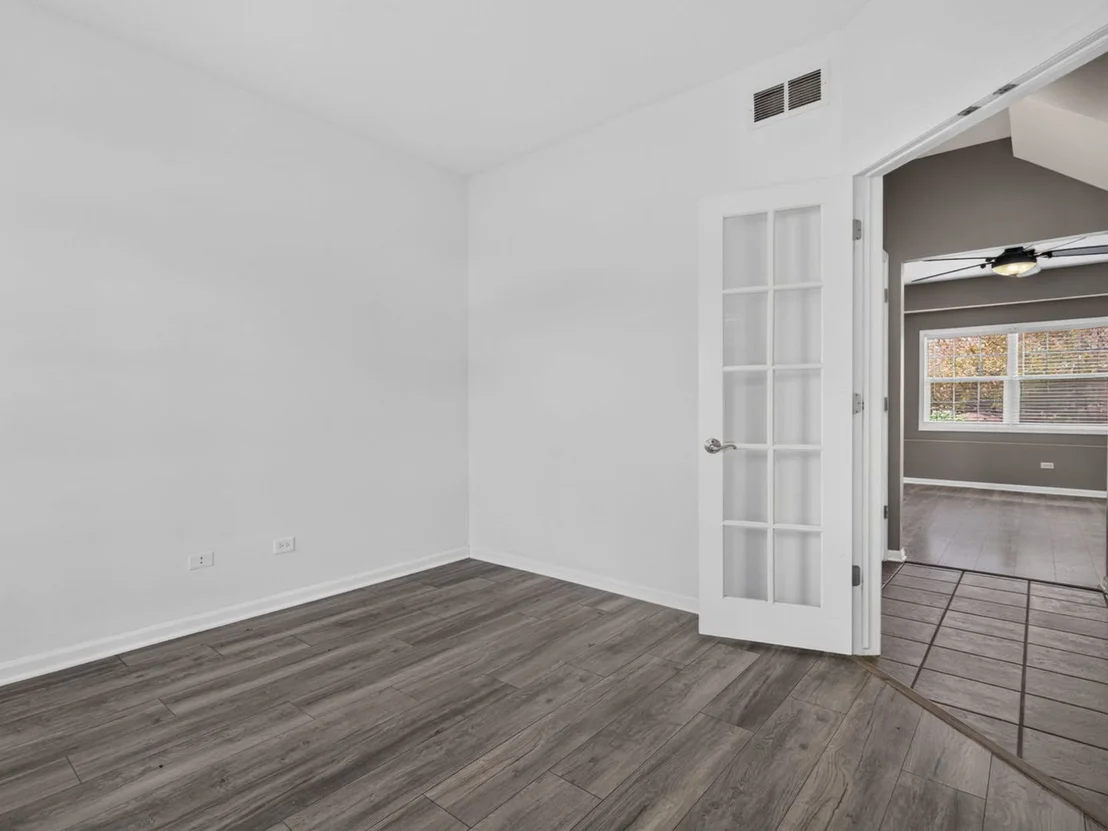 Photo of 1010 Heritage Drive