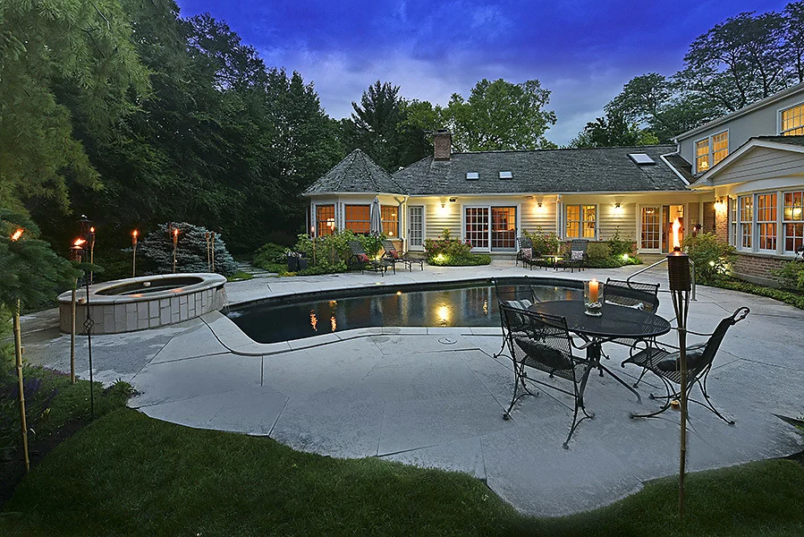 Photo of 1185 Hill Road