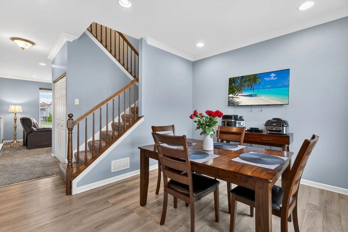 Photo of 1563 Deer Pointe Drive