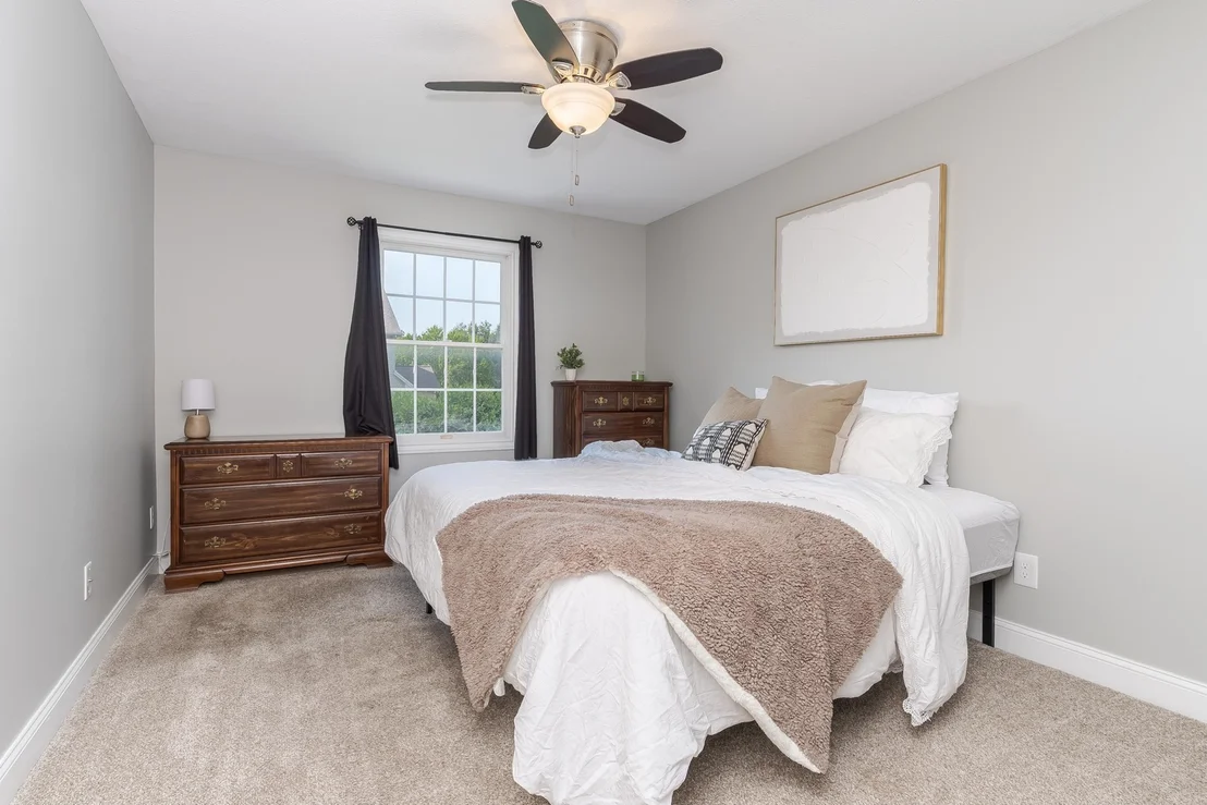Photo of 17 Waterside Circle