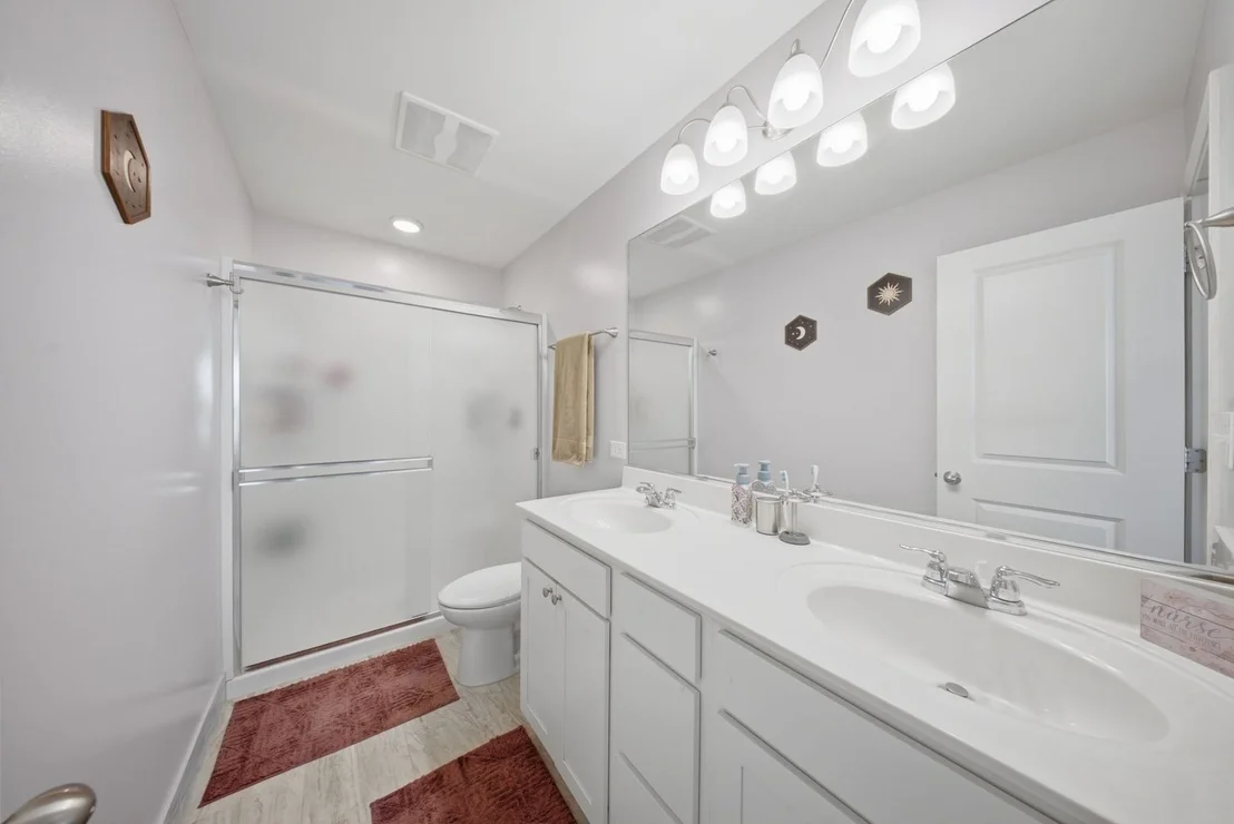 Photo of 176 Goldenrod Drive