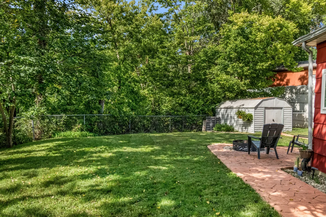 Photo of 804 Bratton Avenue