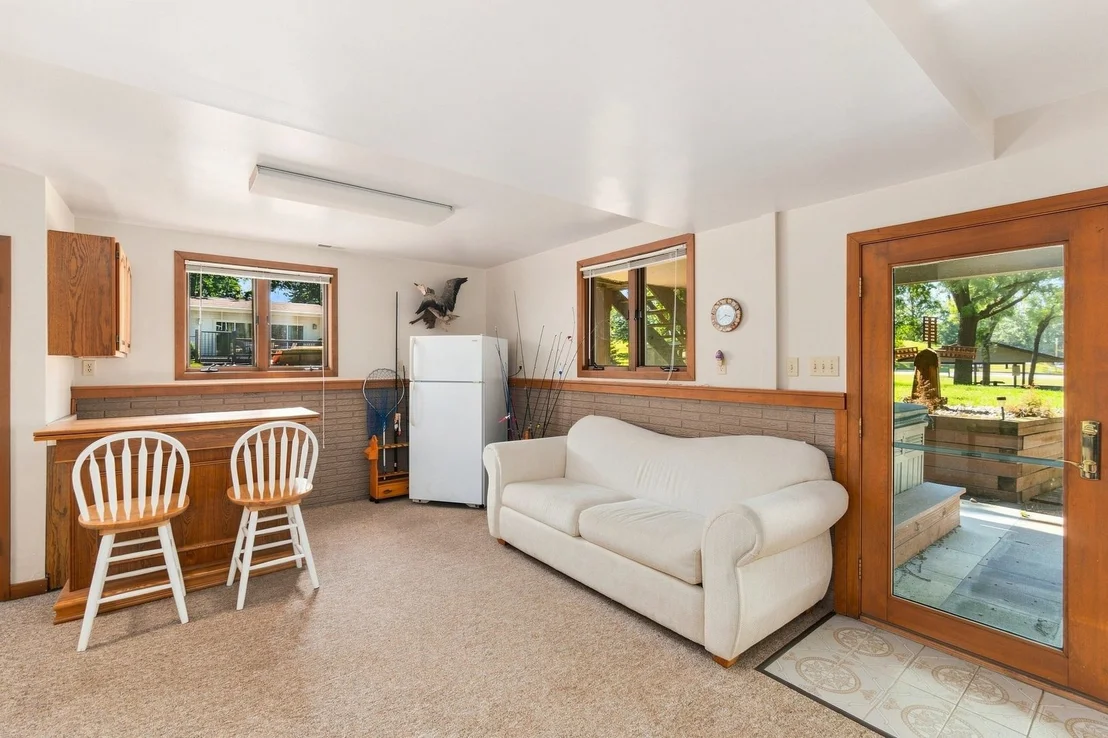 Photo of 154 Beachview Court