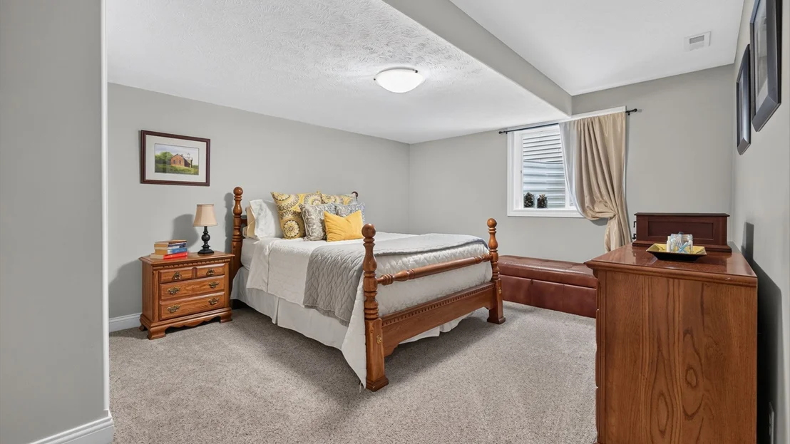 Photo of 2416 Shepard Road