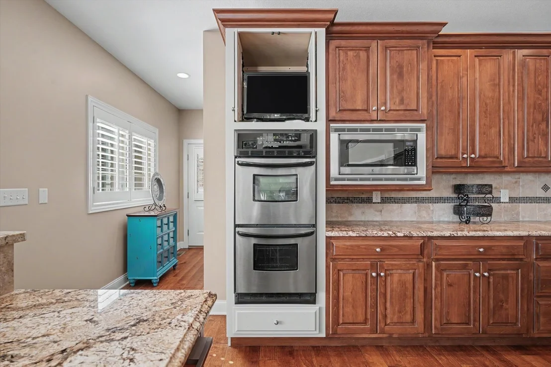 Photo of 1706 Mullikin Drive