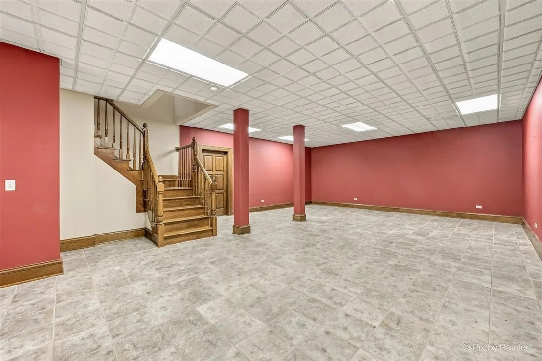 Photo of 5N719 Castle Drive