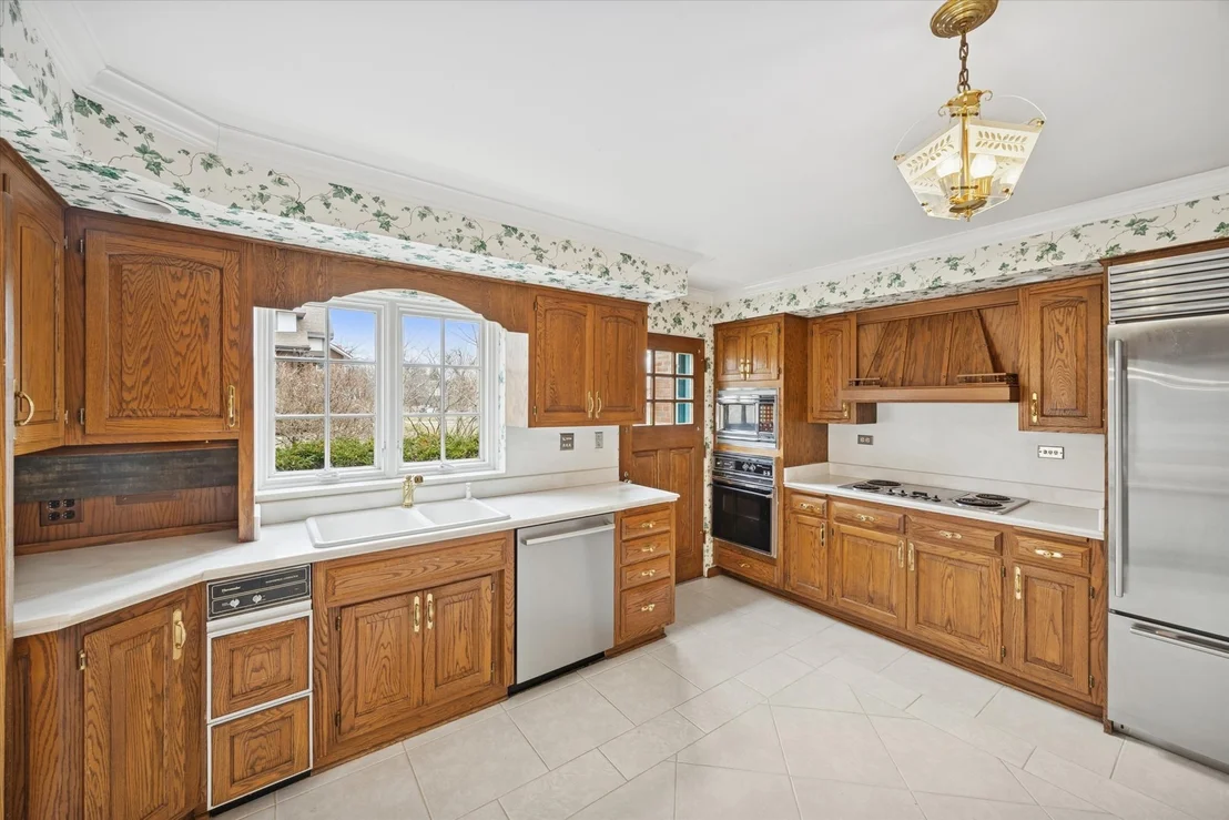 Photo of 220 Maplewood Road