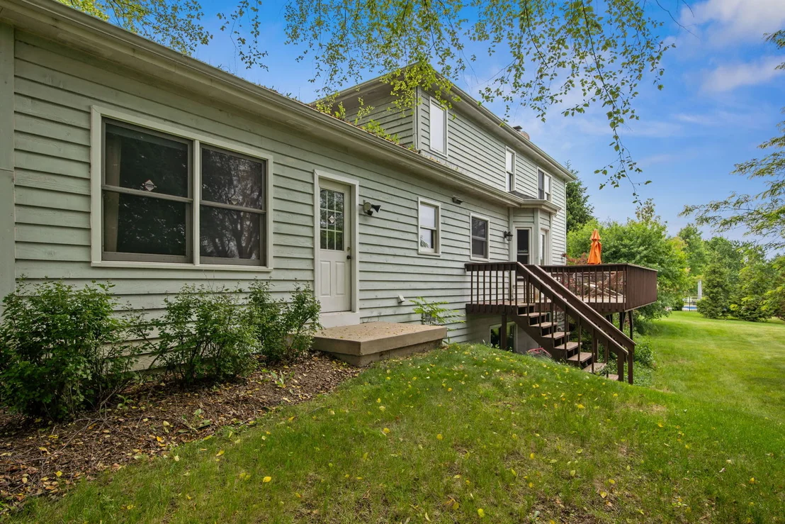 Photo of 39W118 Baert Lane