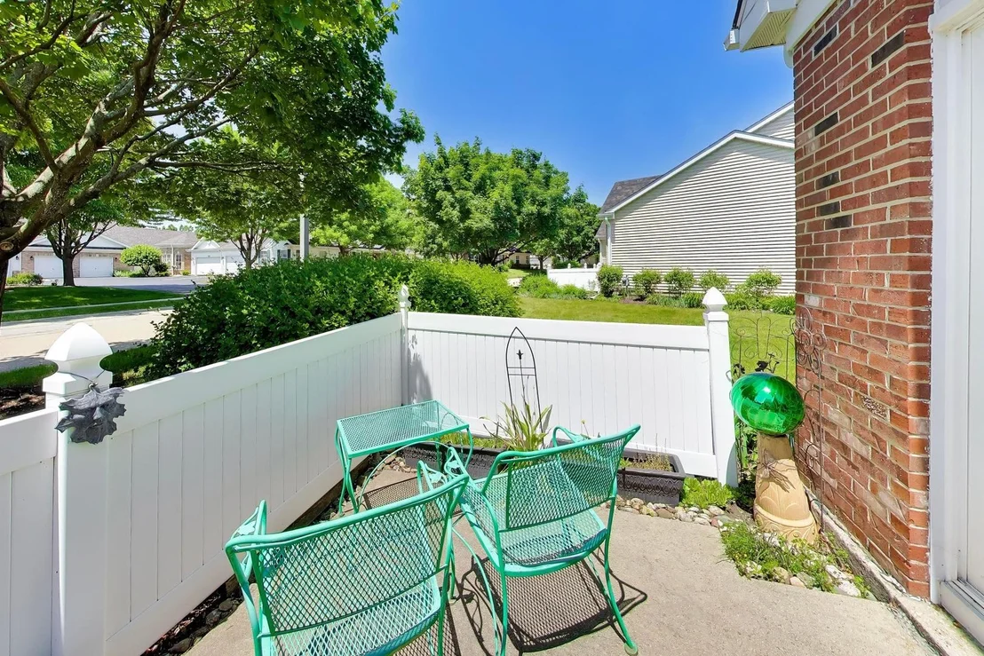 Photo of 21119 W Braxton Lane