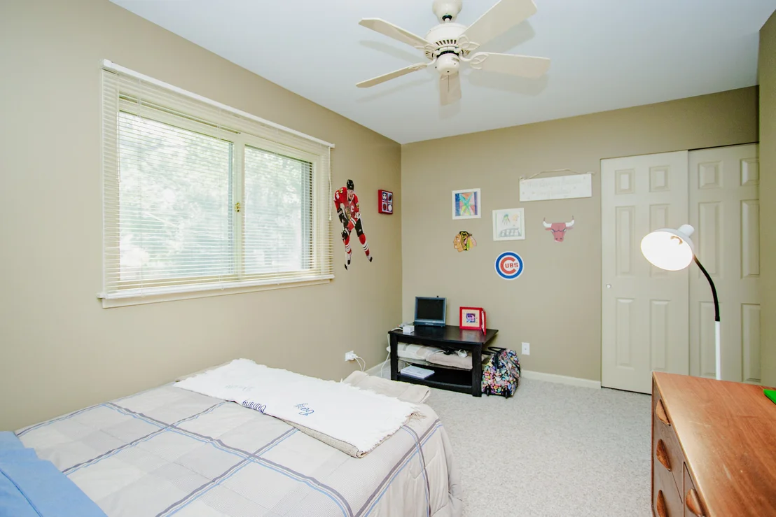 Photo of 1133 KENTON Road