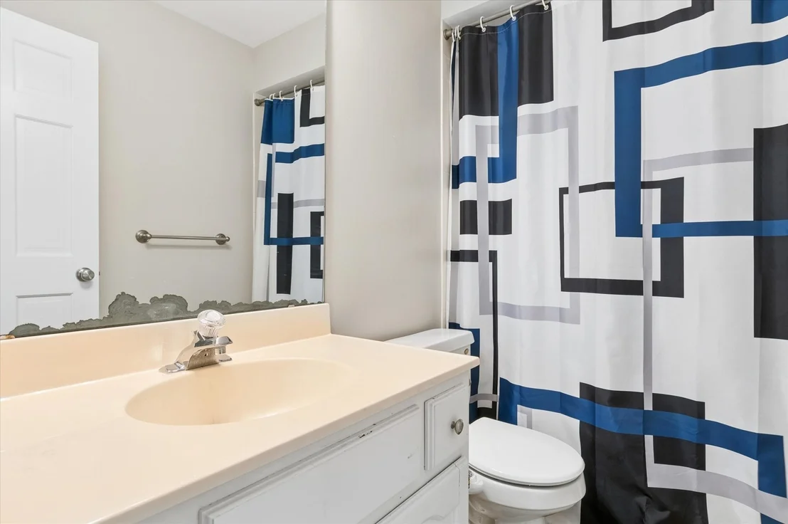 Photo of 1527 Abbotsford Drive